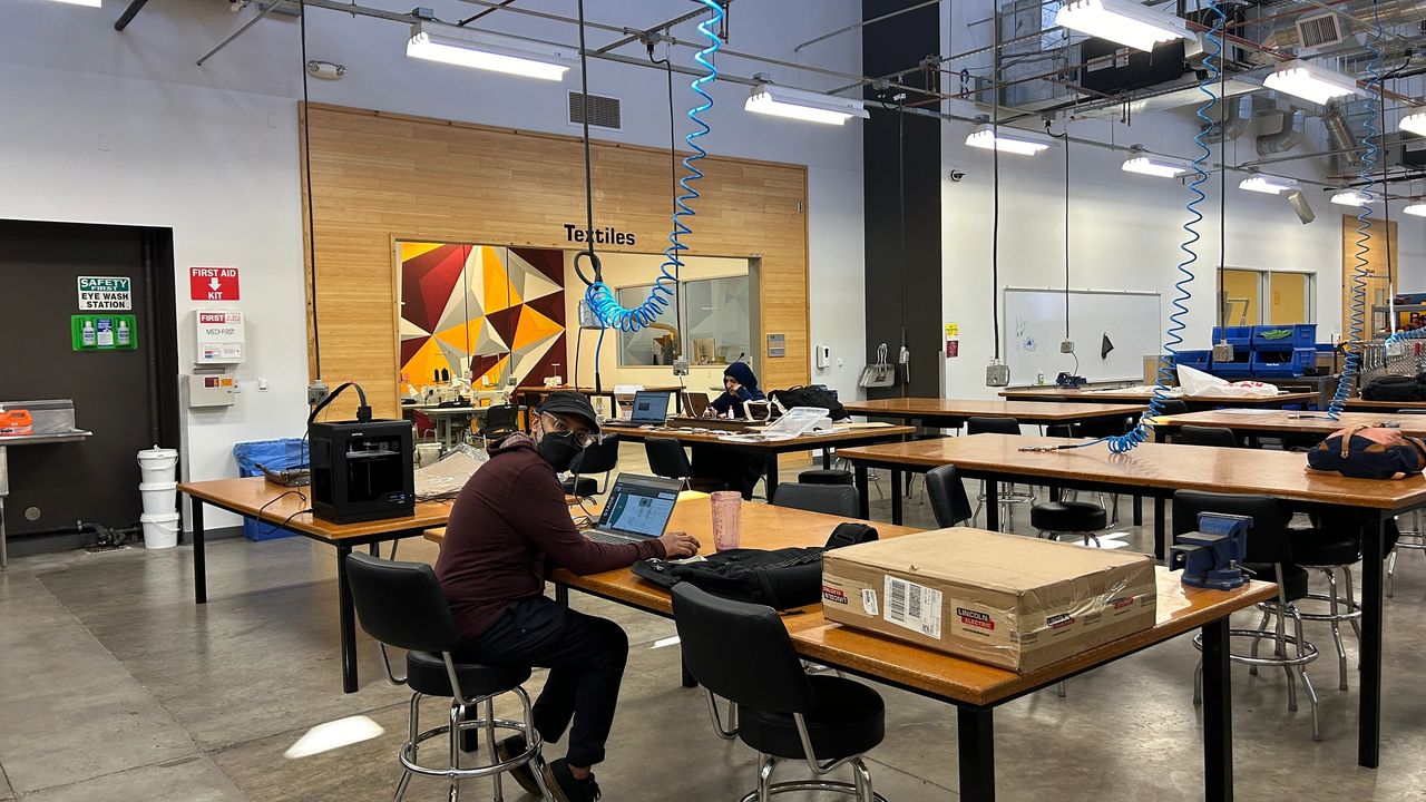  Participants can also access the building's fabrication studio to create a prototype. 